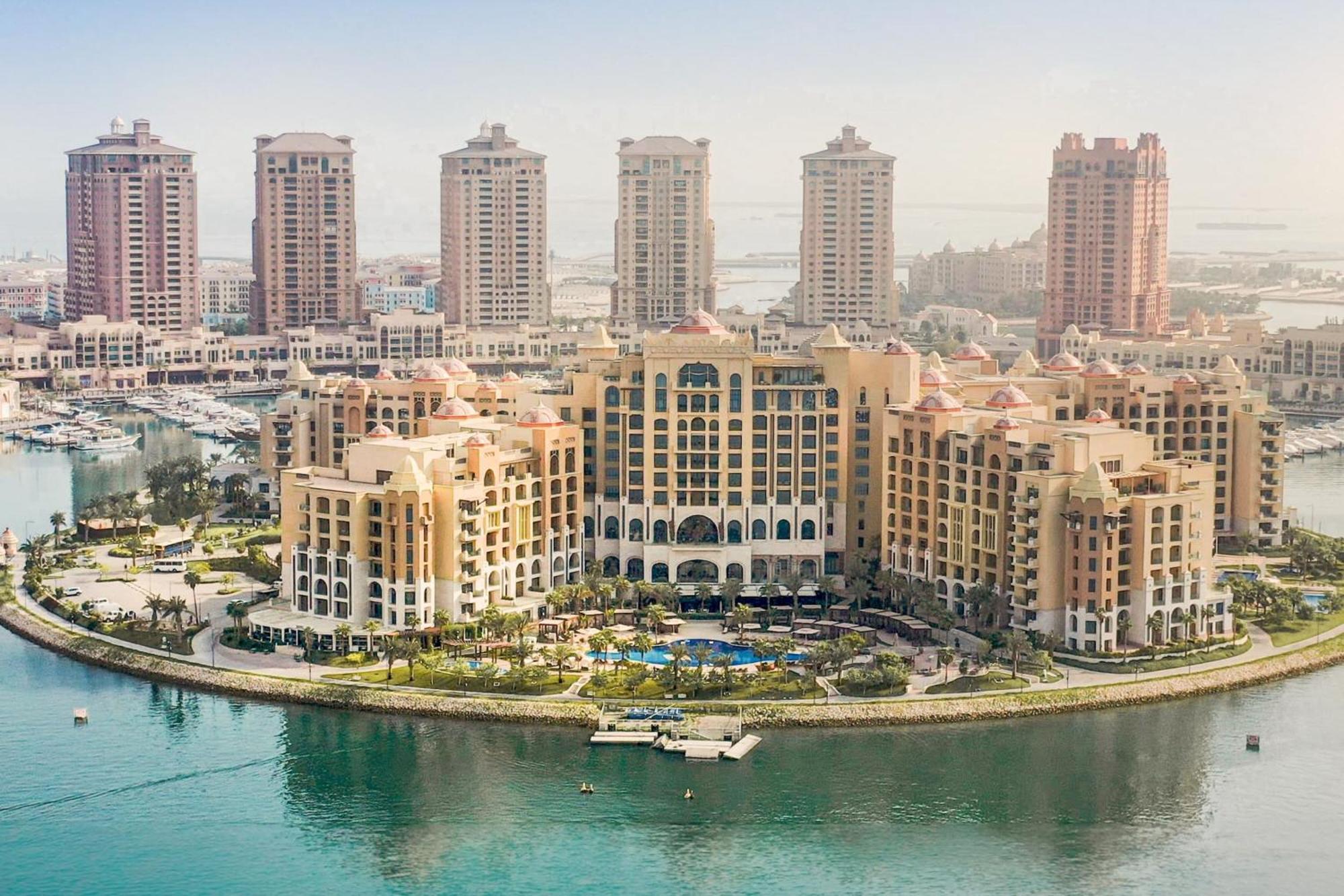 ホテル The St. Regis Marsa Arabia Island, The Pearl Qatar ドーハ エクステリア 写真