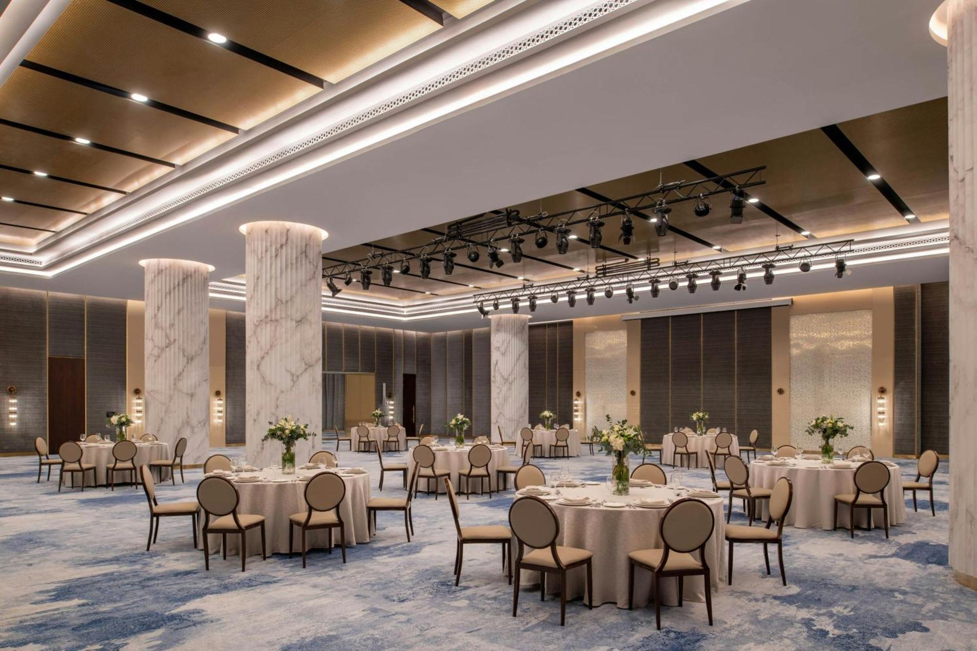 ホテル The St. Regis Marsa Arabia Island, The Pearl Qatar ドーハ エクステリア 写真