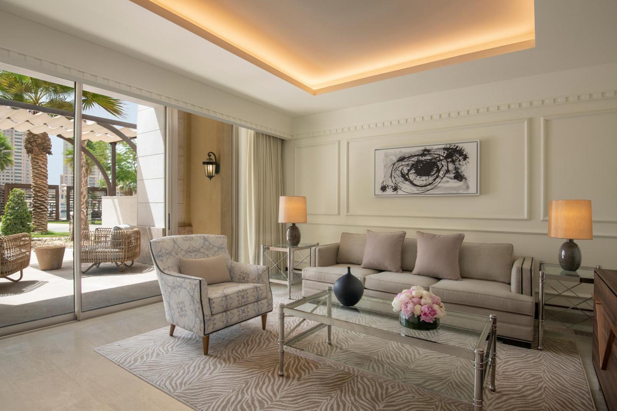 ホテル The St. Regis Marsa Arabia Island, The Pearl Qatar ドーハ エクステリア 写真